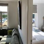 Authentic - 6p-apartment * 아이스덴