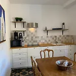 Authentic - 6p-apartment