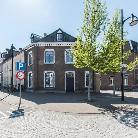 Authentic - 6p-apartment Eijsden