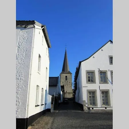 Authentic - 6p-apartment Eijsden