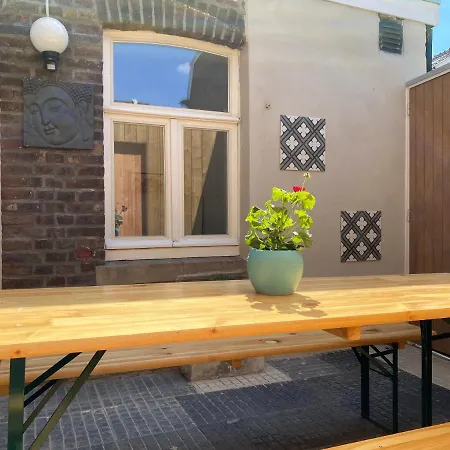 Authentic - 6p-apartment