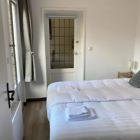Authentic - 6p-apartment