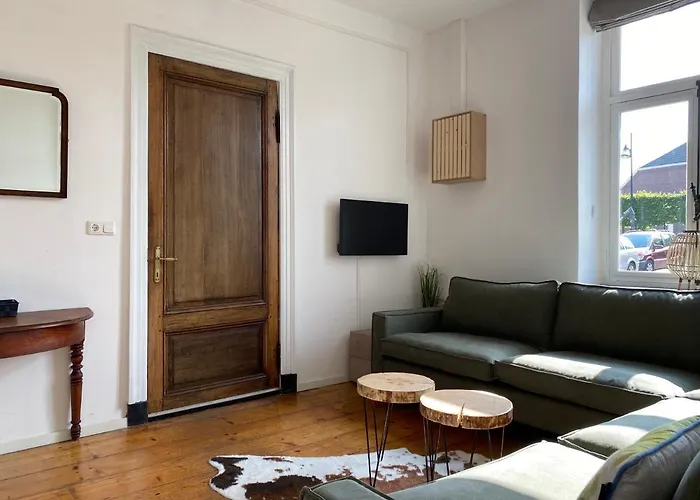 Authentic - 6p-apartment شقة إيجسدين