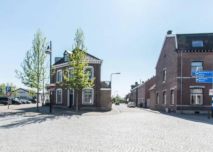 Authentic - 6p-apartment Daire Eijsden