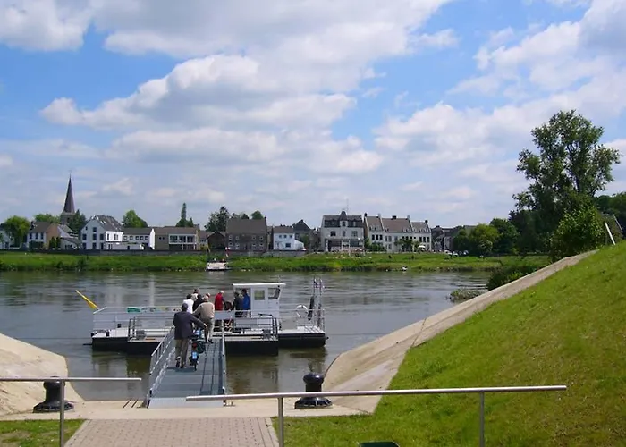 شقة Authentic - 6p-apartment إيجسدين