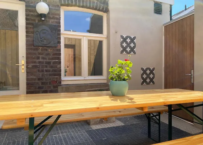 Authentic - 6p-apartment